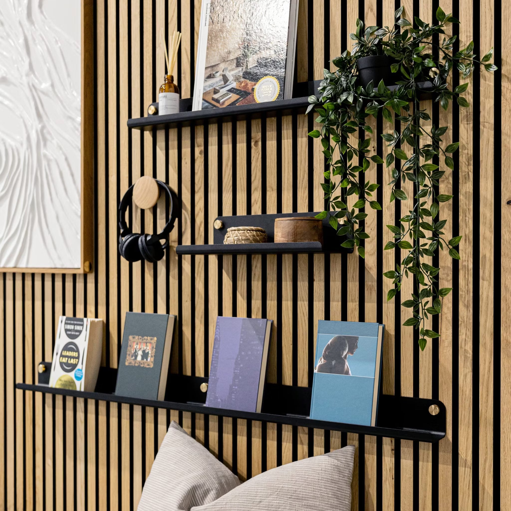 Norr Narrow shelf  | ウォールシェルフ ブラック 359 mm