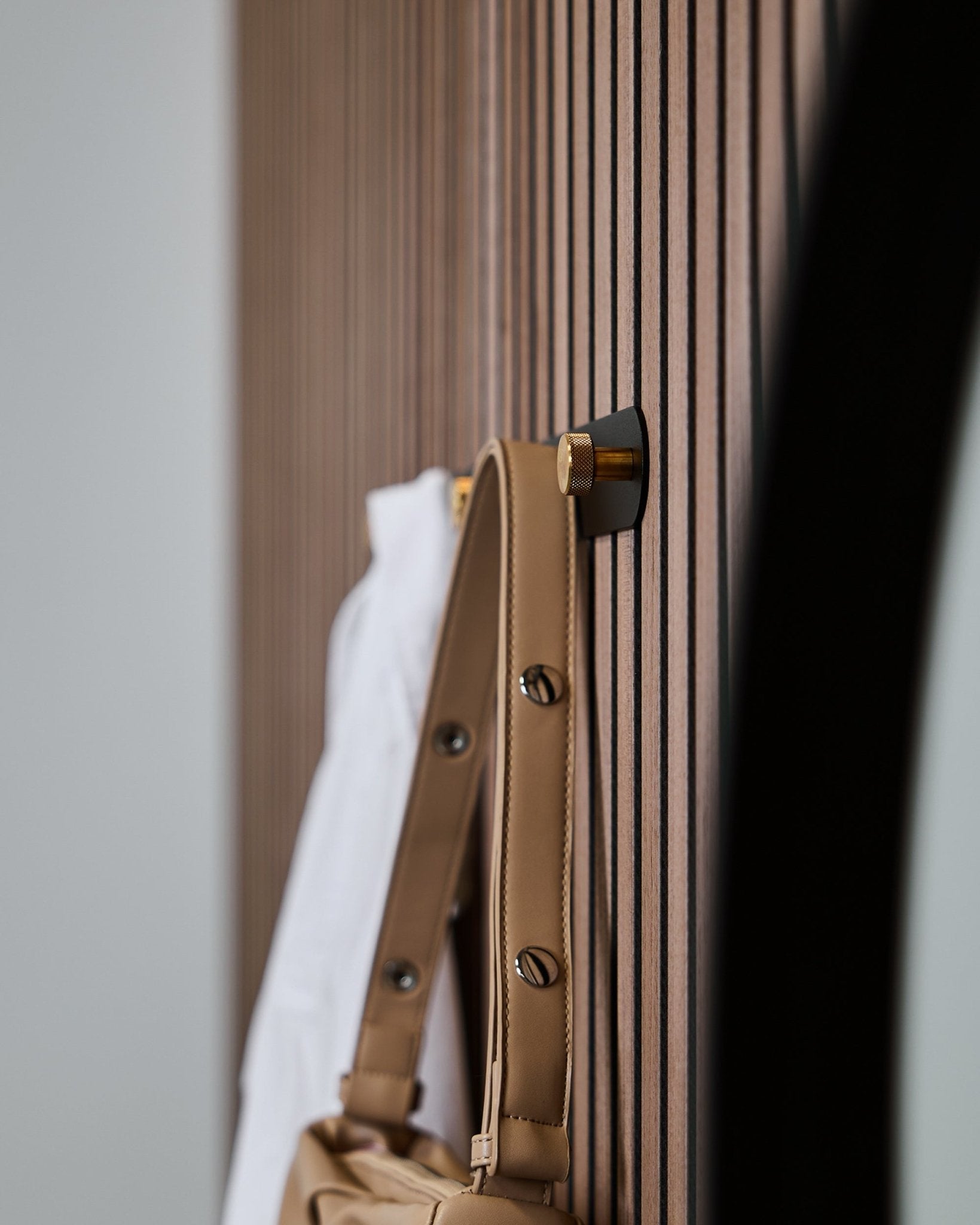 Norr Coat Hook Rack 5連フック | ブラック/ブラス