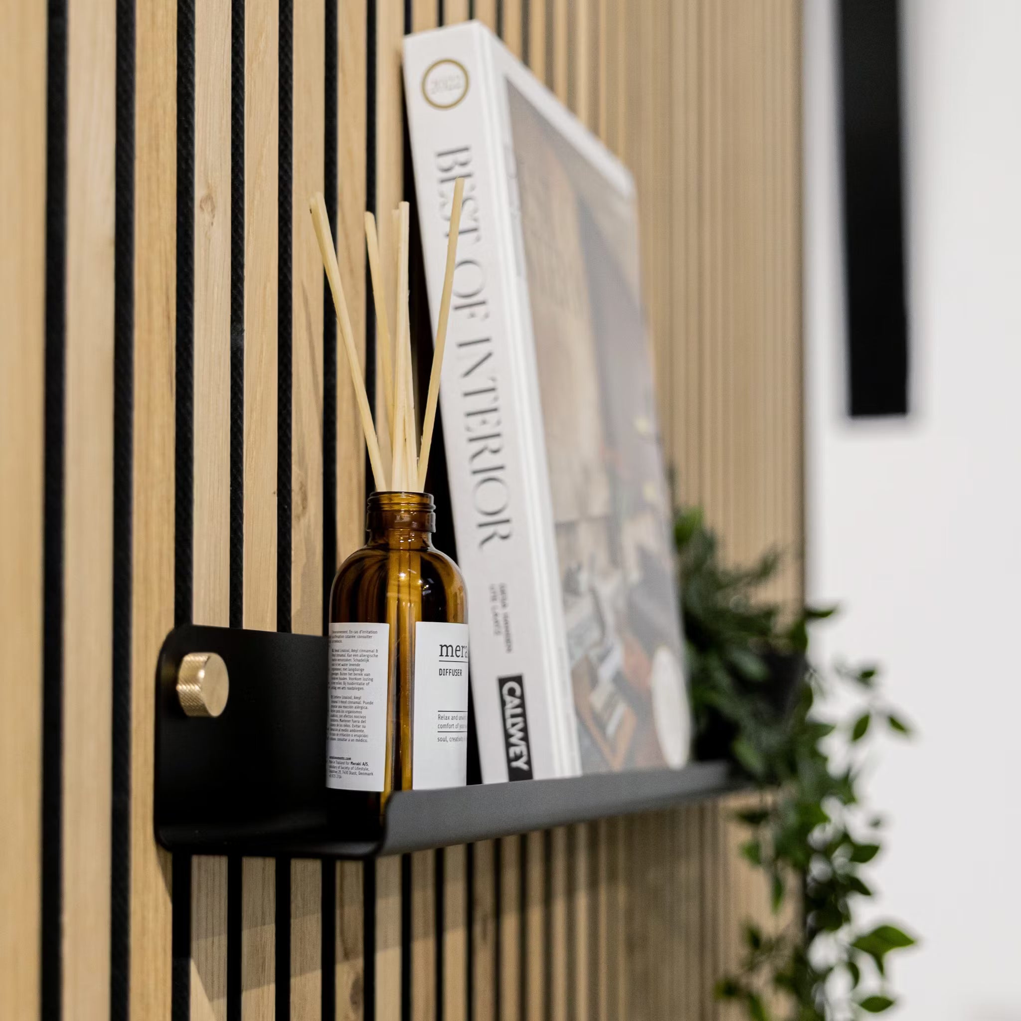Norr Narrow shelf  | ウォールシェルフ ブラック 359 mm