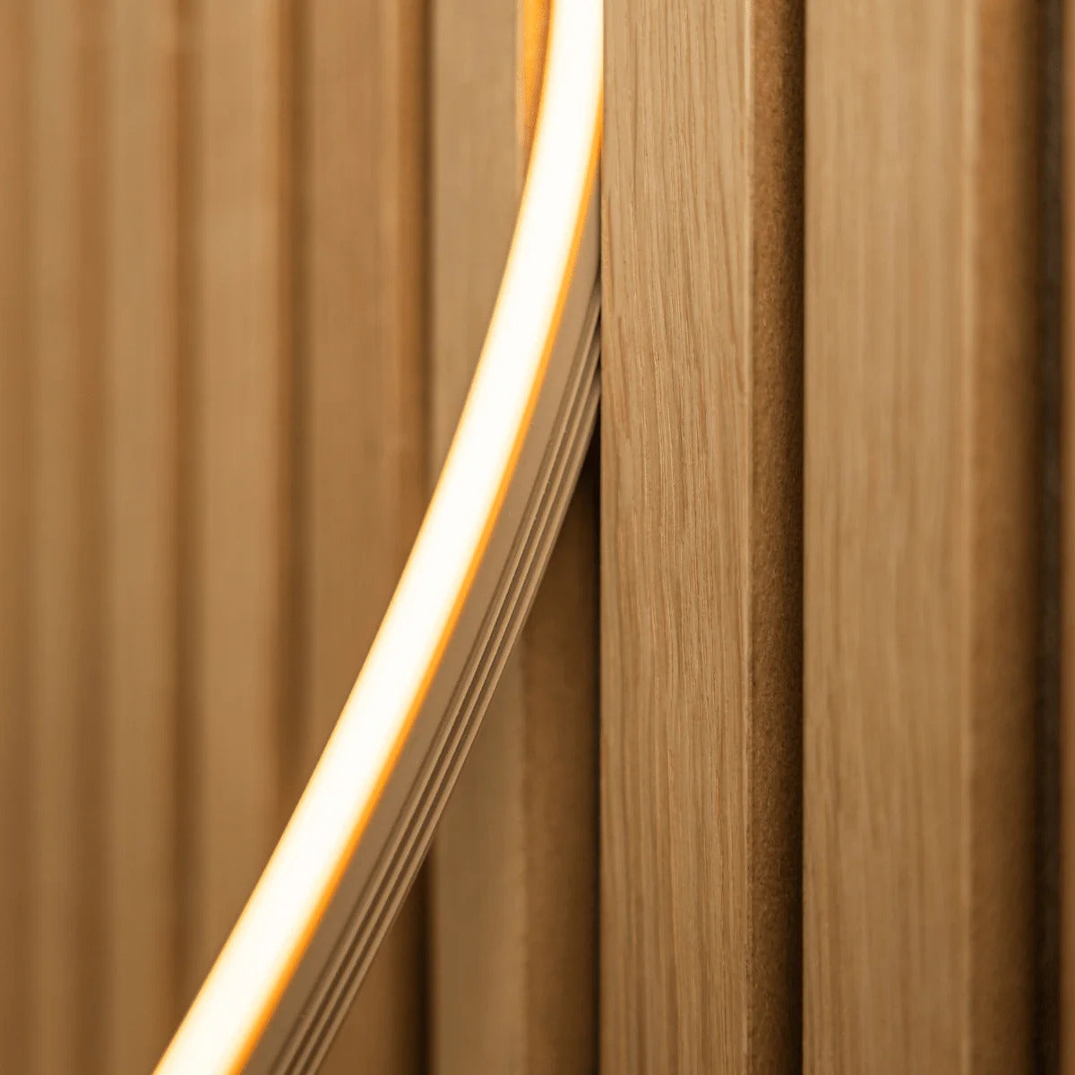 Lumi | LED striplight 240cm ベージュ 3本セット